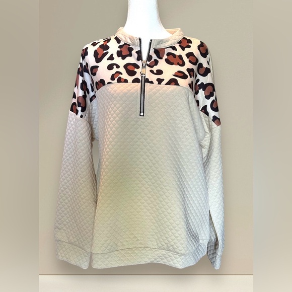 It is Well Boutique Leopard Color Block 1/4 Zip Sweatshirt/Casual Top; NWOT; Med - Picture 7 of 10